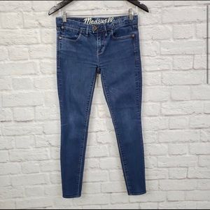 Madwell medium wash mid rise skinny jean